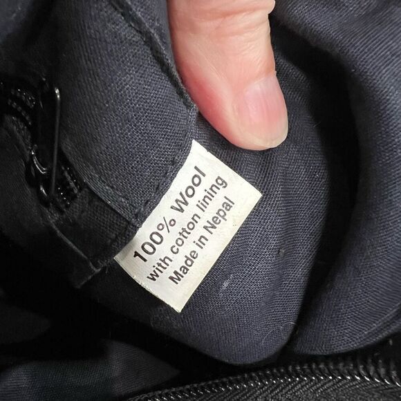 Rising Tide‎ Floral Design Wool Handbag - Picture 10 of 12